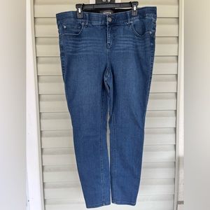 Torrid Bombshell Skinny Premium Stretch Blue Jeans Womens 18R Medium Wash